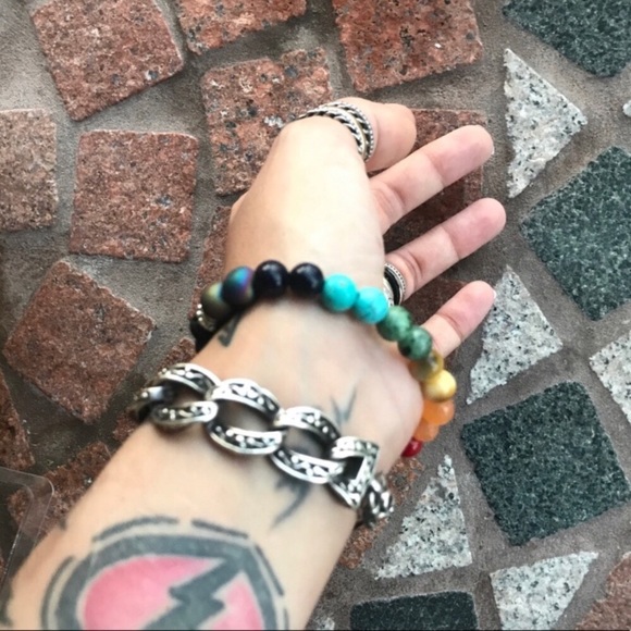 Genuine gemstones 7 chakra reiki om sign bracelet - Picture 2 of 9